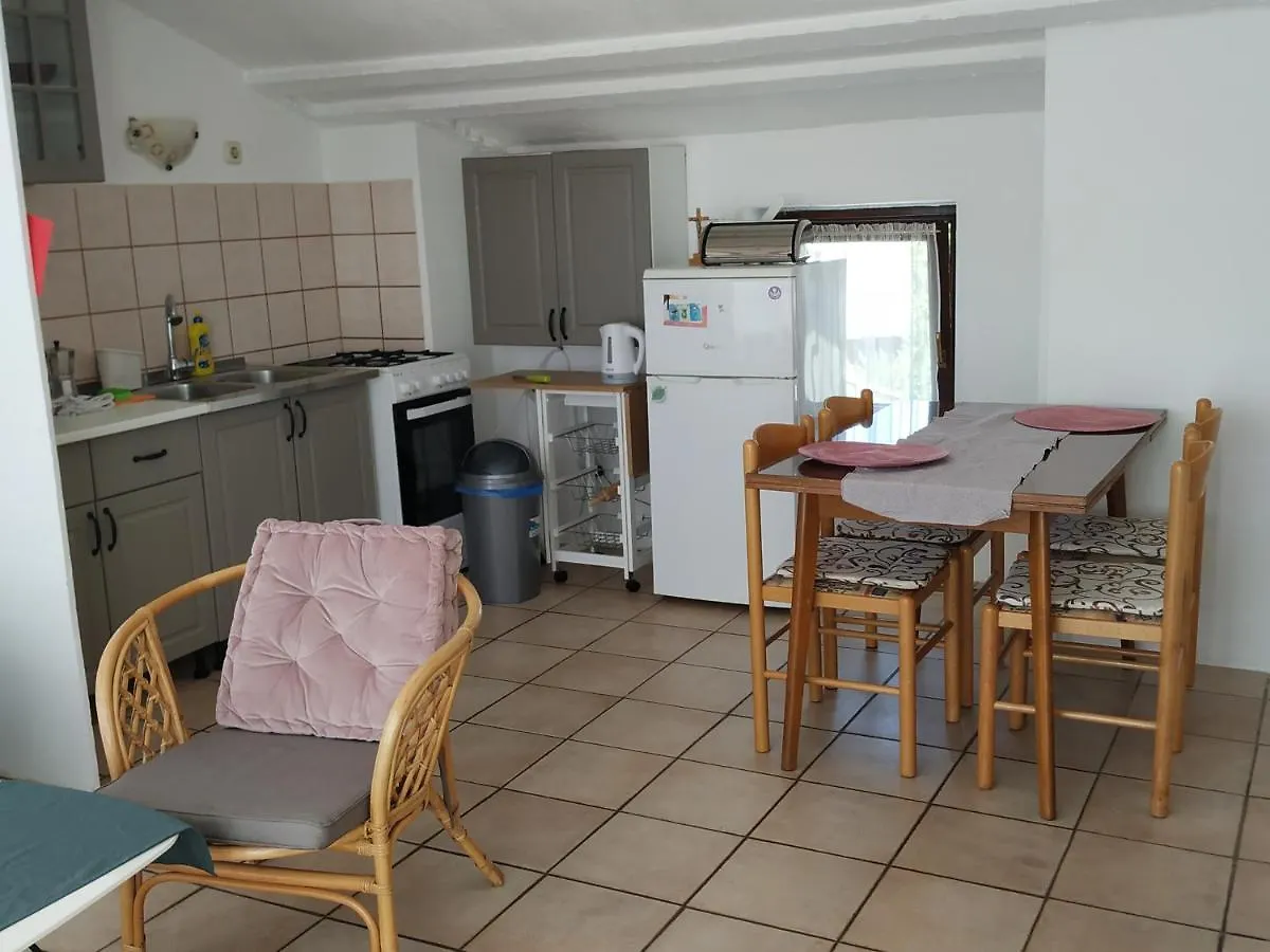 Apartmani Zp44 Pola