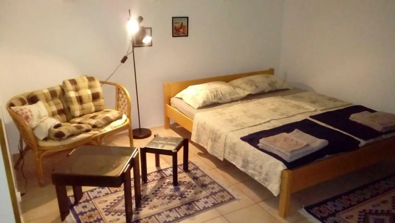 Apartmani Zp44 Pola